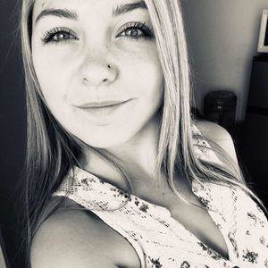 Meet your Posher, Brittany